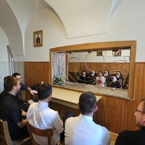 Susret mladomisnika s klauzurnim sestrama